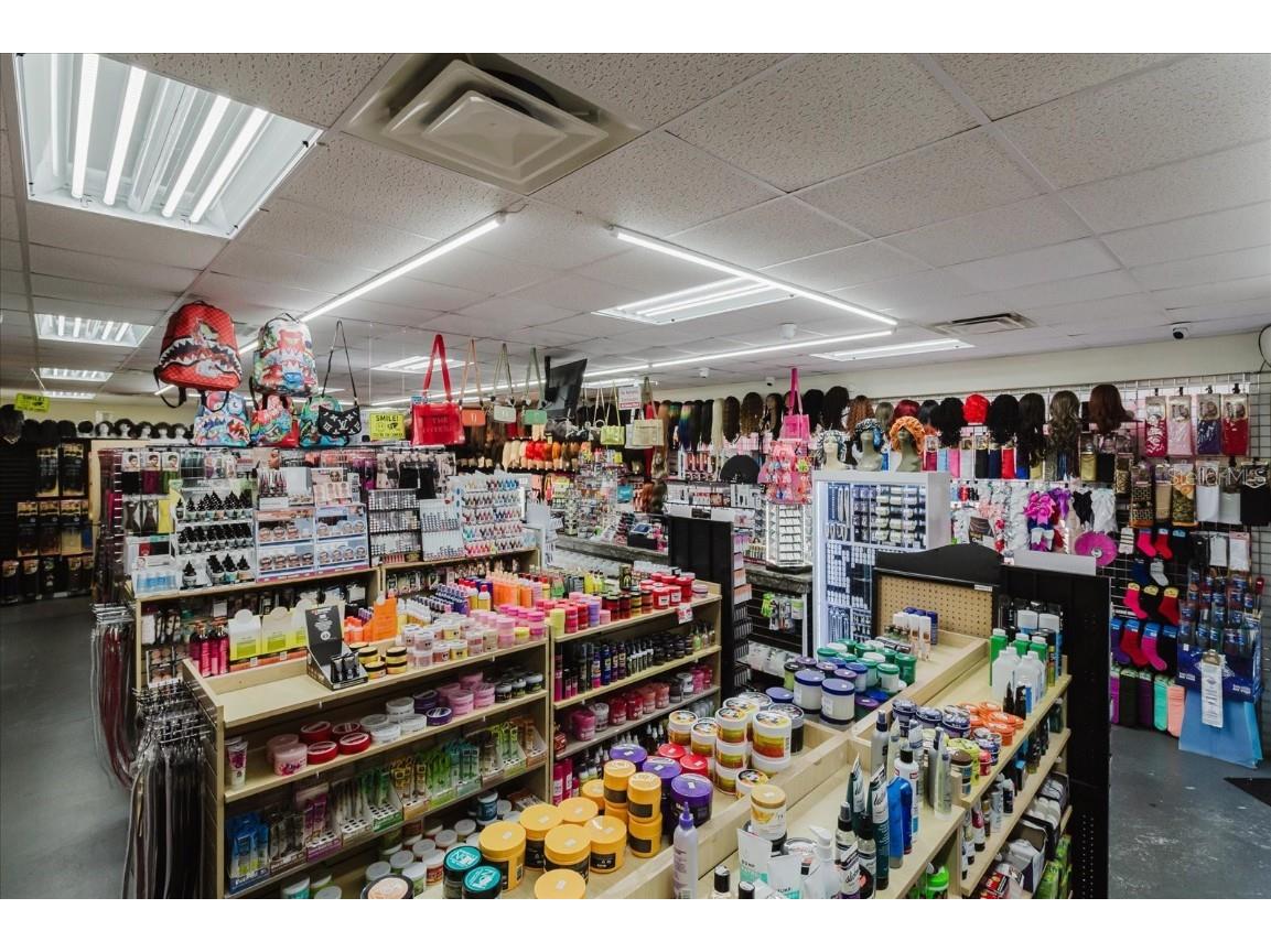 1326 Dr Martin Luther King Jr Street S Saint Petersburg FL 33701 TB8424048 image16