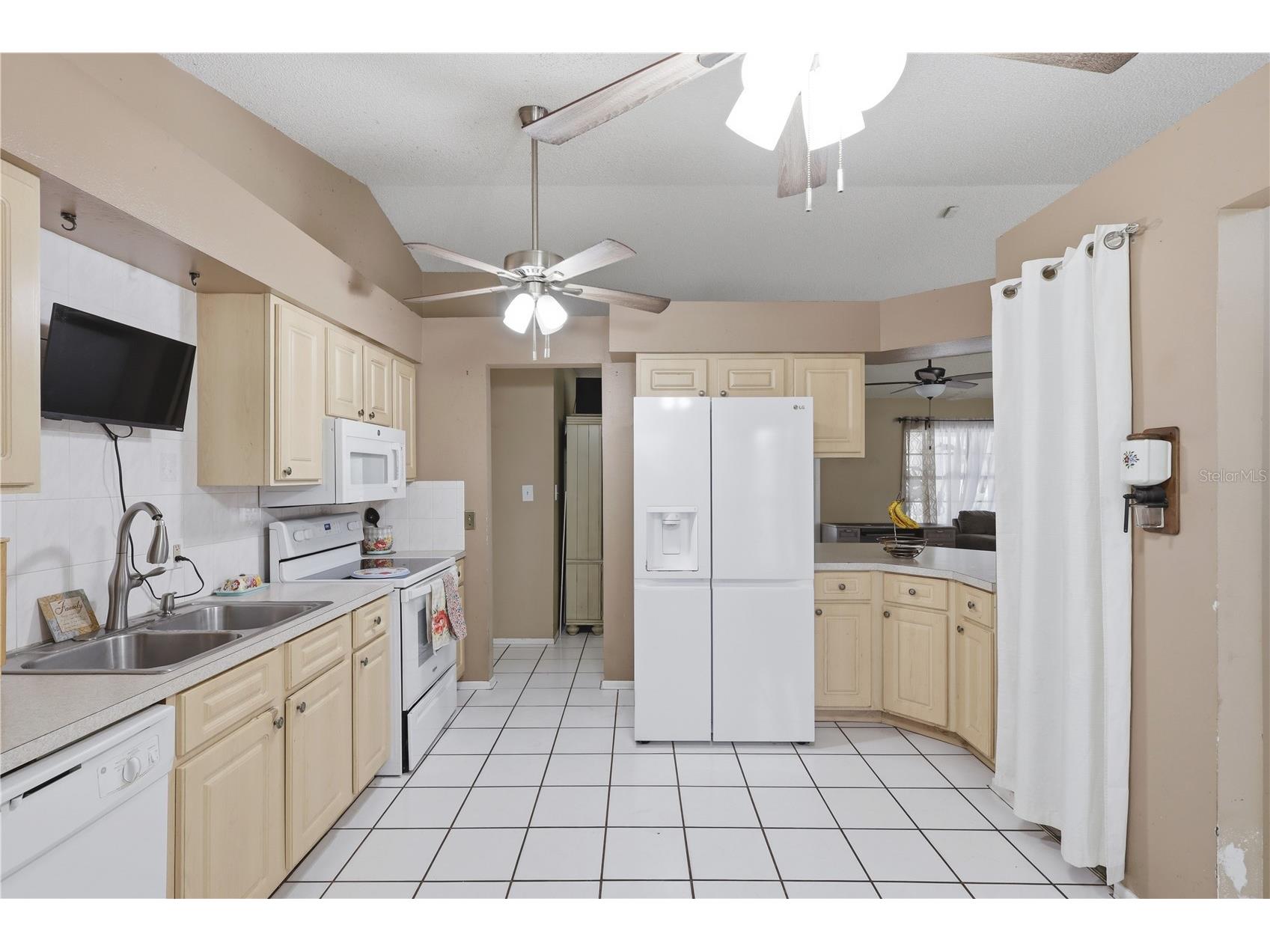 1326 Ferendina Drive Deltona FL 32725 V4948371 image10
