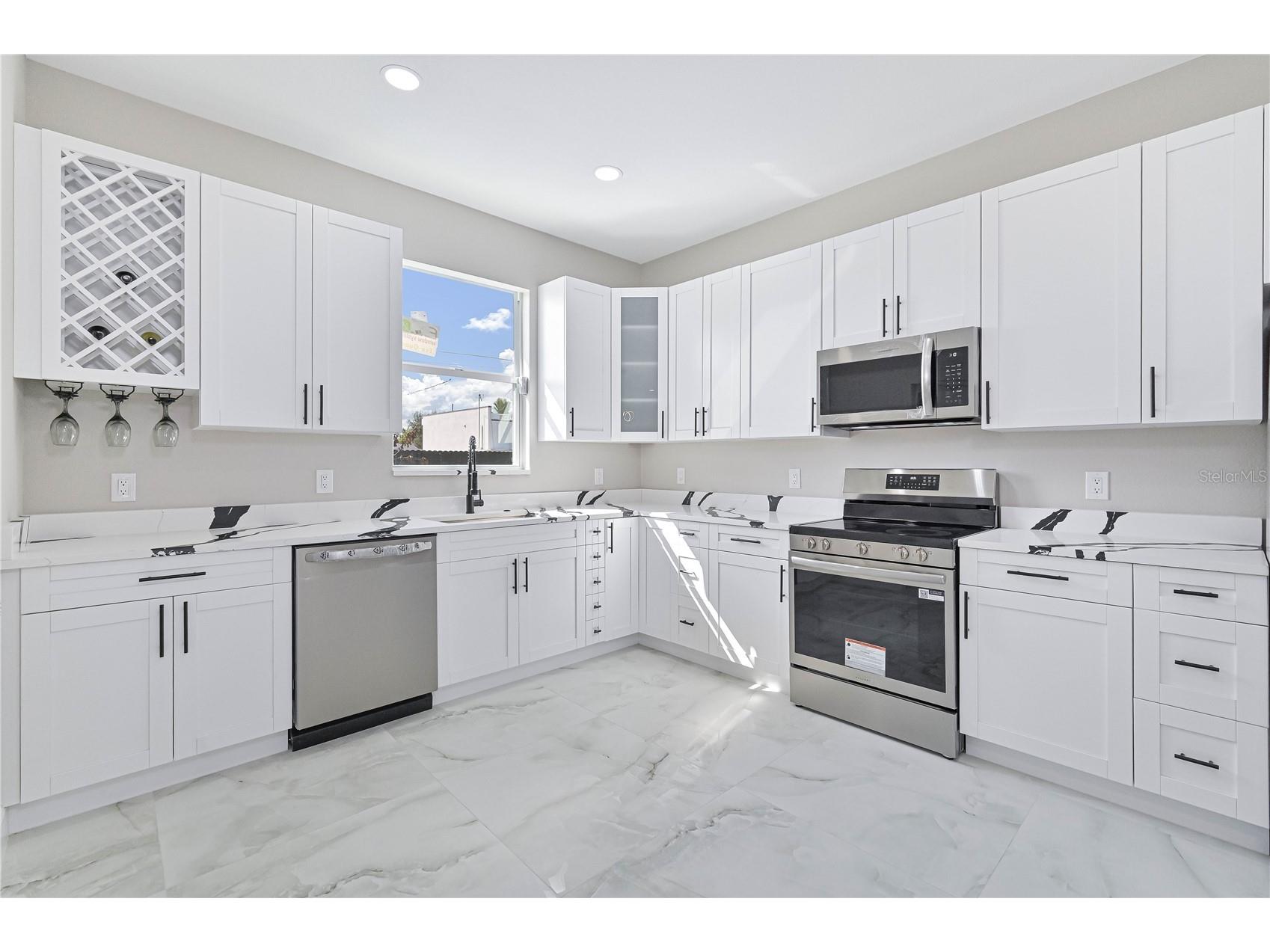 1326 NE 7th Place Cape Coral FL 33909 TB8482647 image10