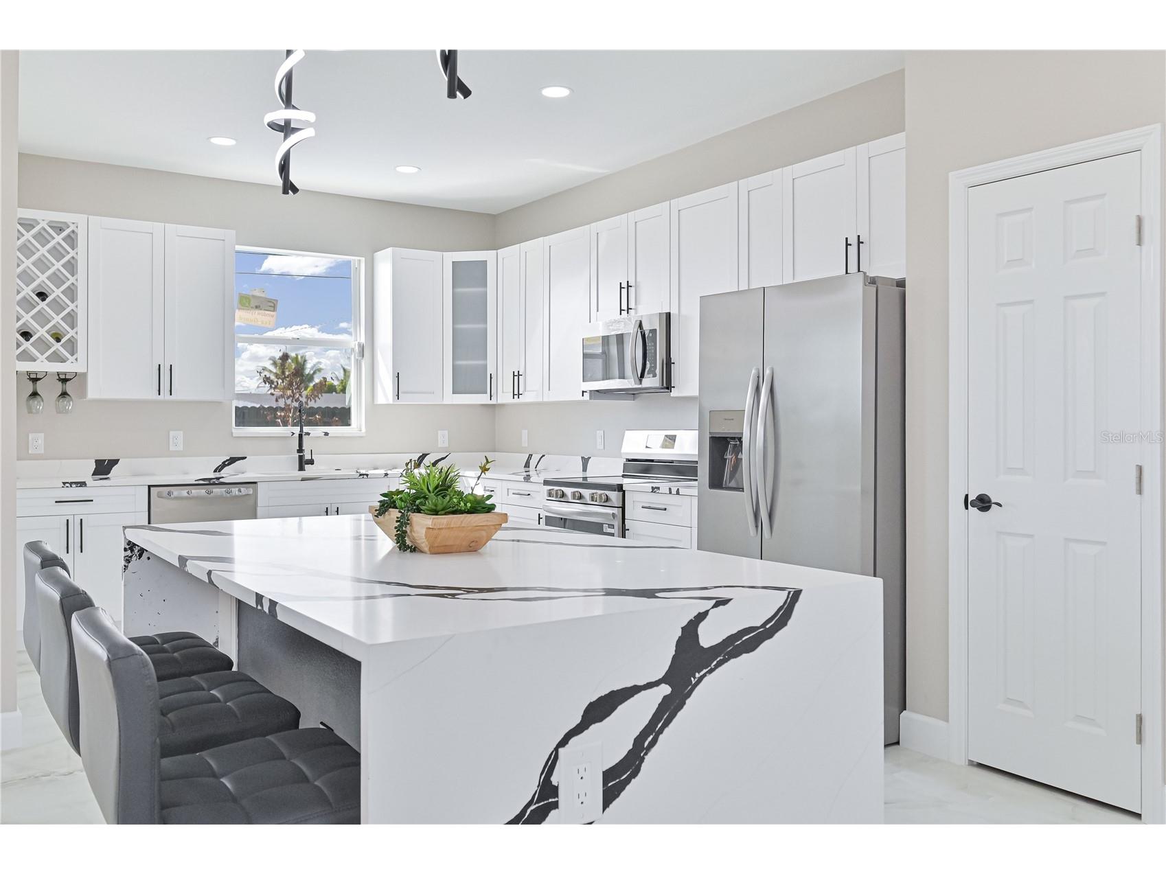 1326 NE 7th Place Cape Coral FL 33909 TB8482647 image13