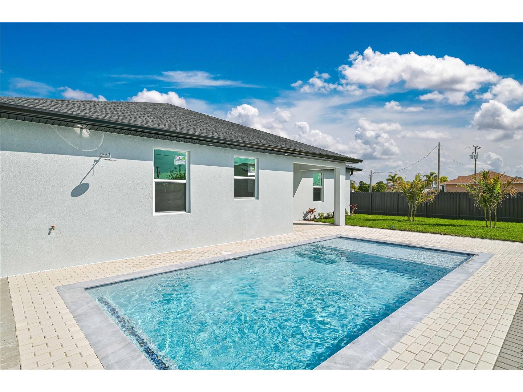 1326 NE 7th Place Cape Coral FL 33909 TB8482647 image2