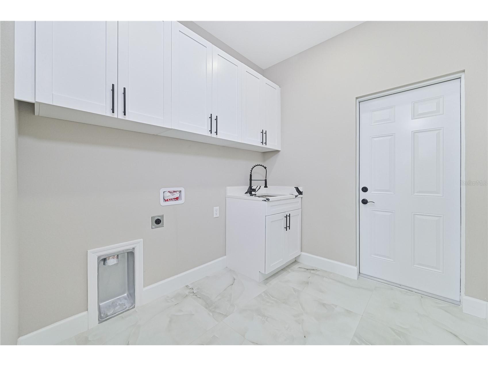 1326 NE 7th Place Cape Coral FL 33909 TB8482647 image32