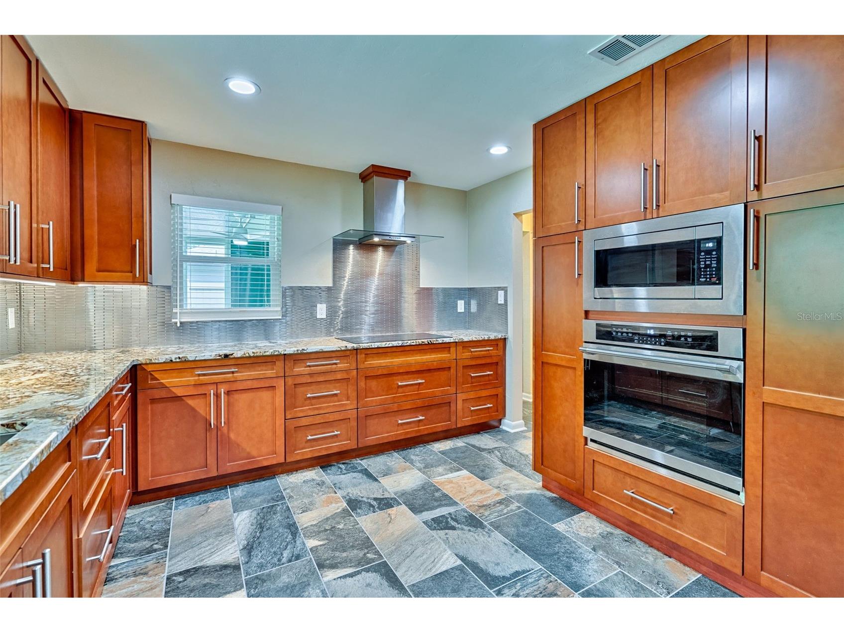 1326 NW 51st Terrace Gainesville FL 32605 GC532853 image10