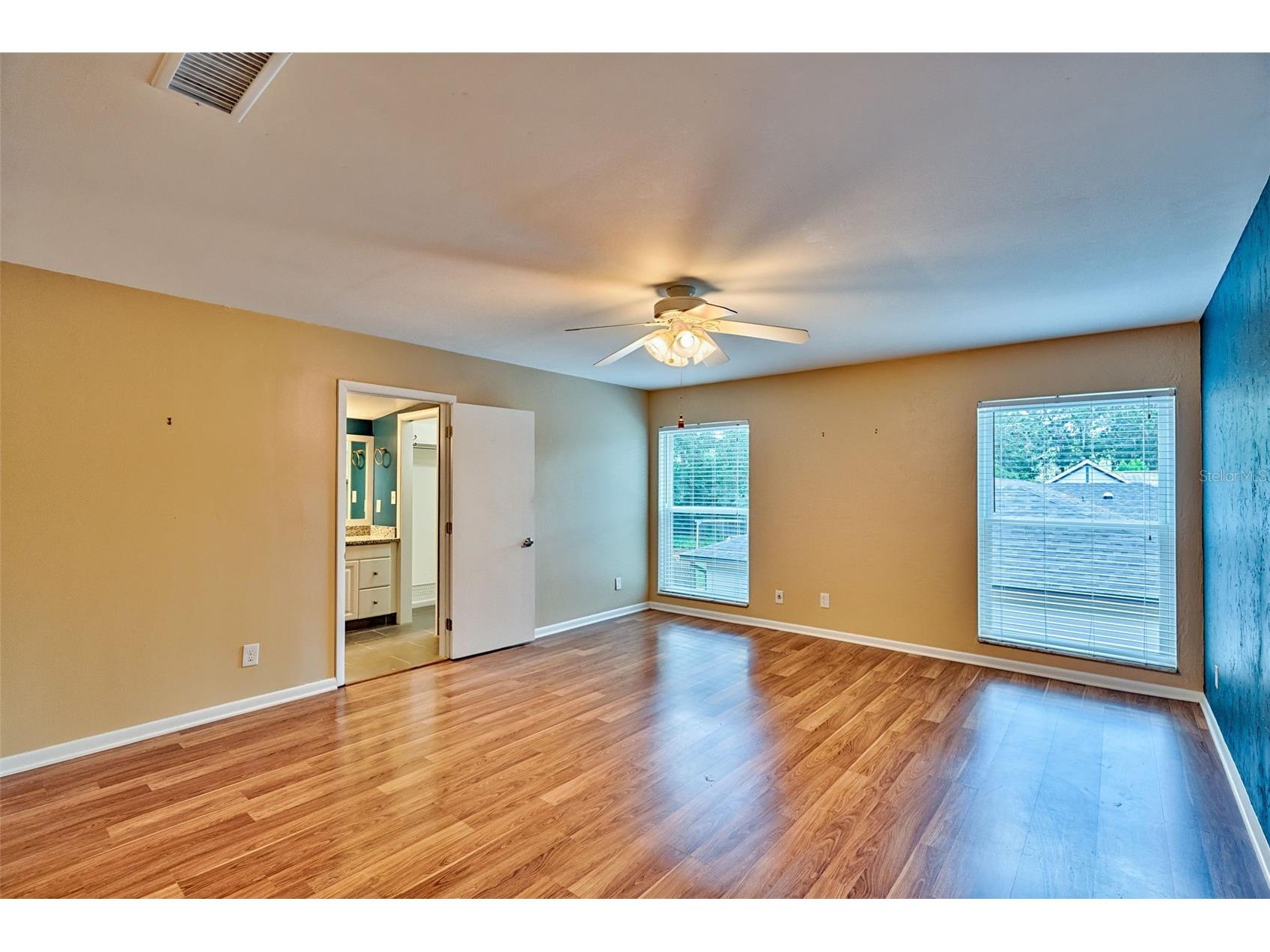 1326 NW 51st Terrace Gainesville FL 32605 GC532853 image17