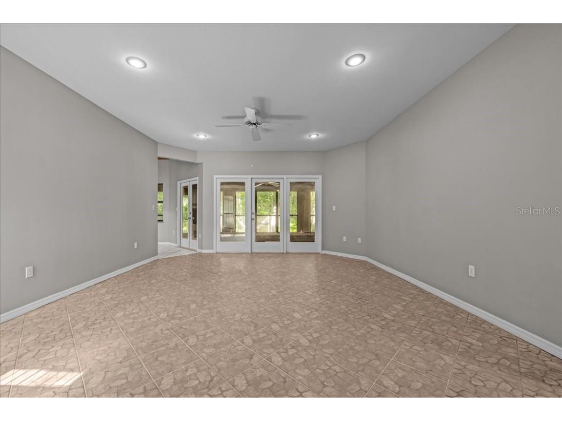 1326 NW 57th Street Gainesville FL 32605 GC531054 image7