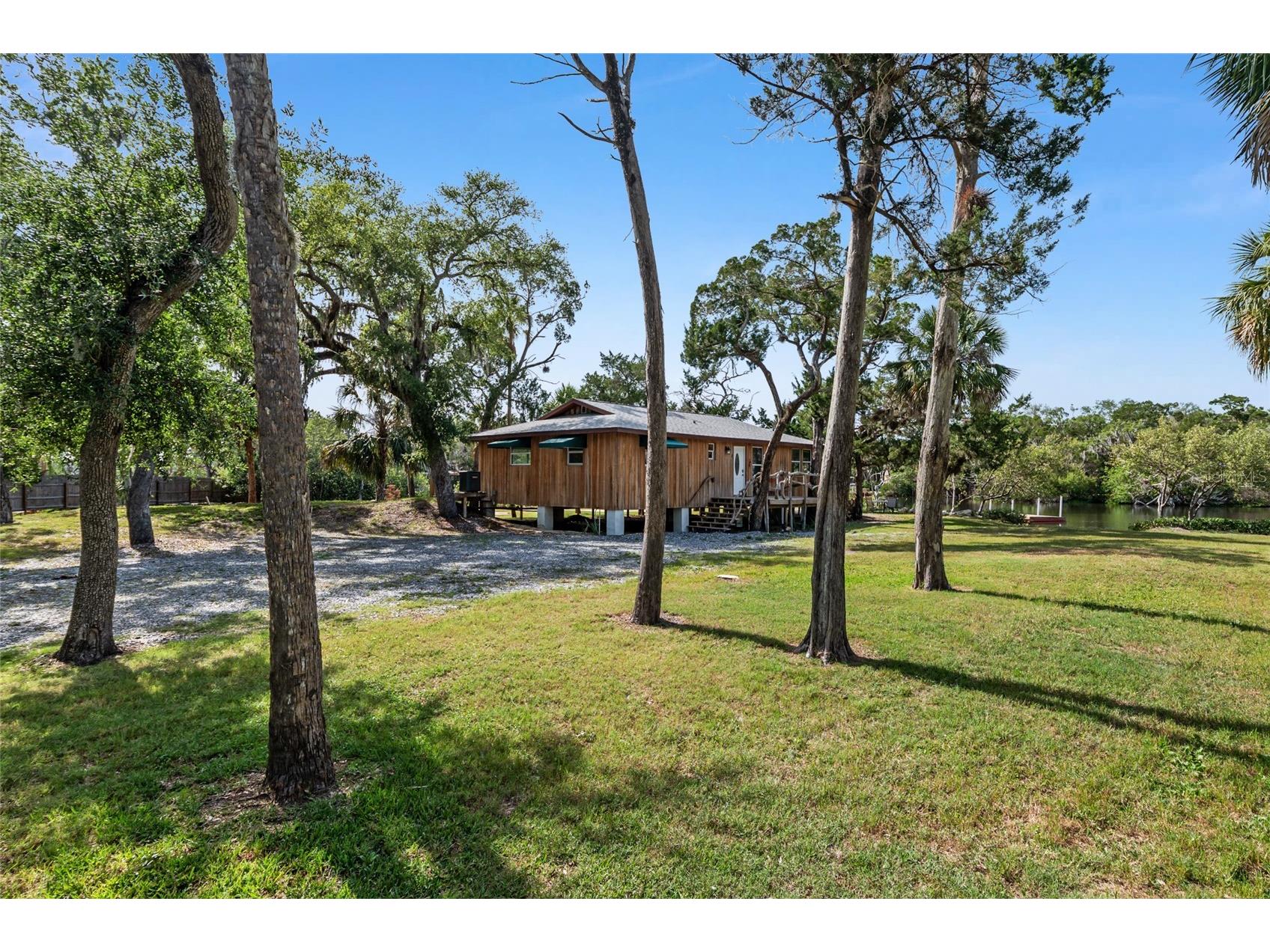 1326 S Estuary Crystal River FL 34429 OM723861 image9
