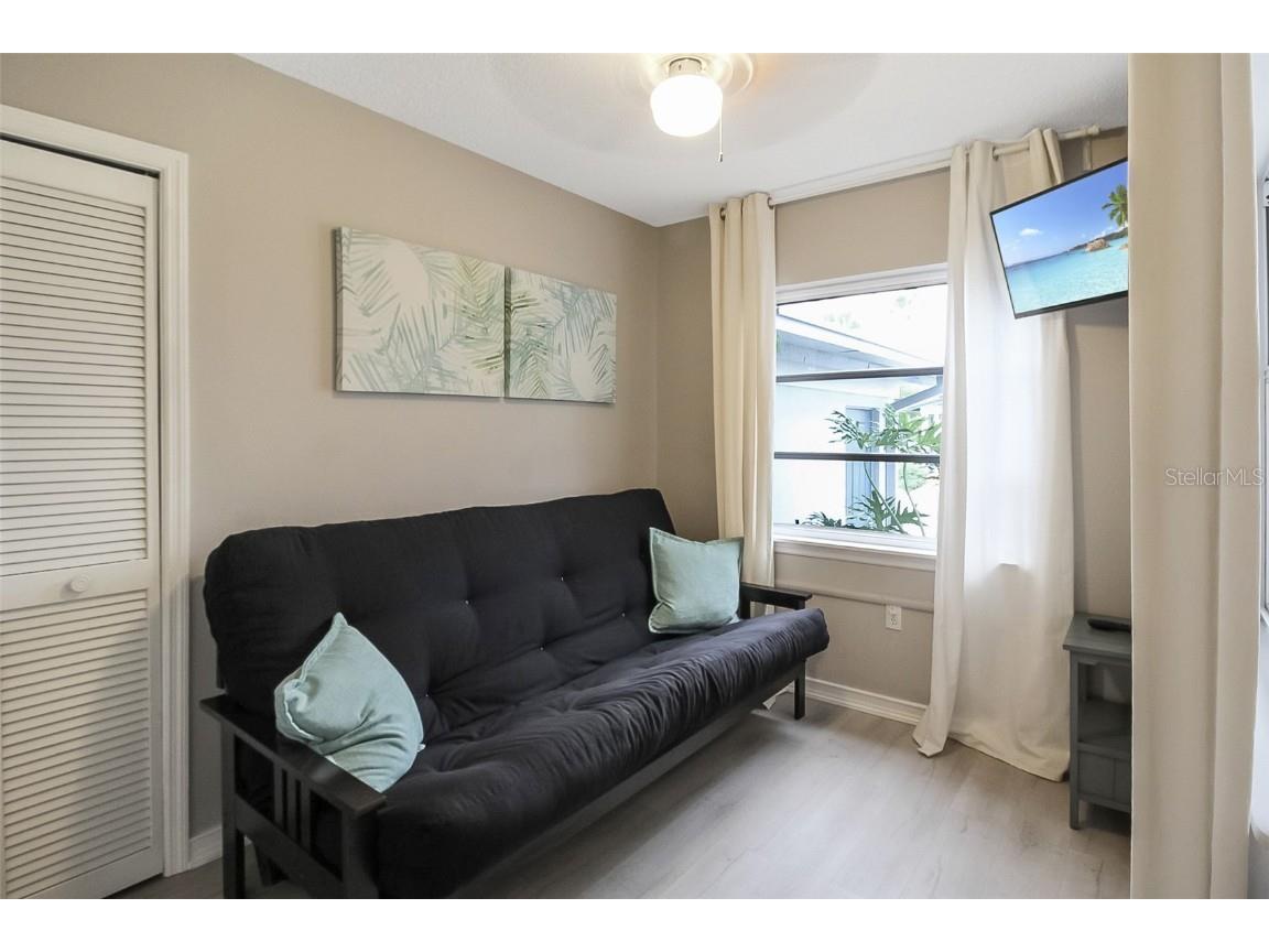 1326 Siesta Bayside Drive #1326-D Sarasota FL 34242 A4593068 image5