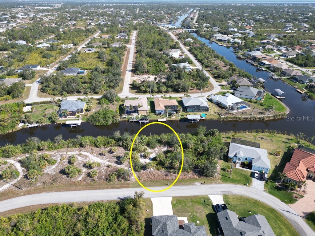 13268 Amaryllis Circle Port Charlotte FL 33981 - GAZANIA WATERWAY D6140665 image1