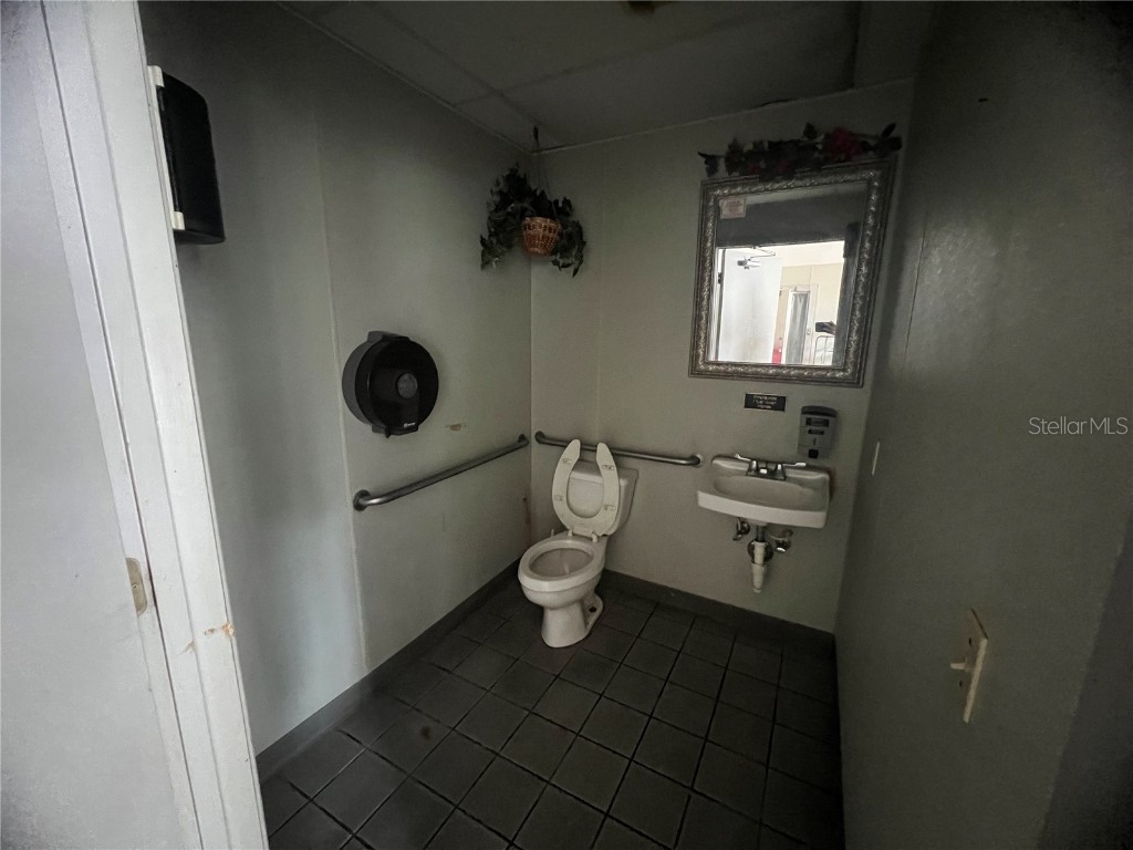 1327 E Silver Springs Boulevard Ocala FL 34470 O6361647 image17