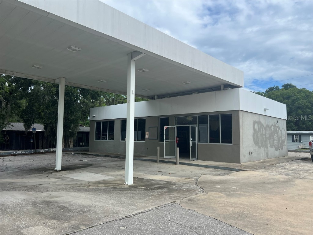 1327 E Silver Springs Boulevard Ocala FL 34470 O6361647 image3