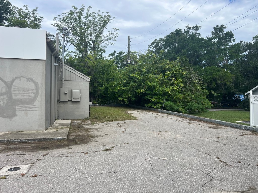 1327 E Silver Springs Boulevard Ocala FL 34470 O6361647 image7