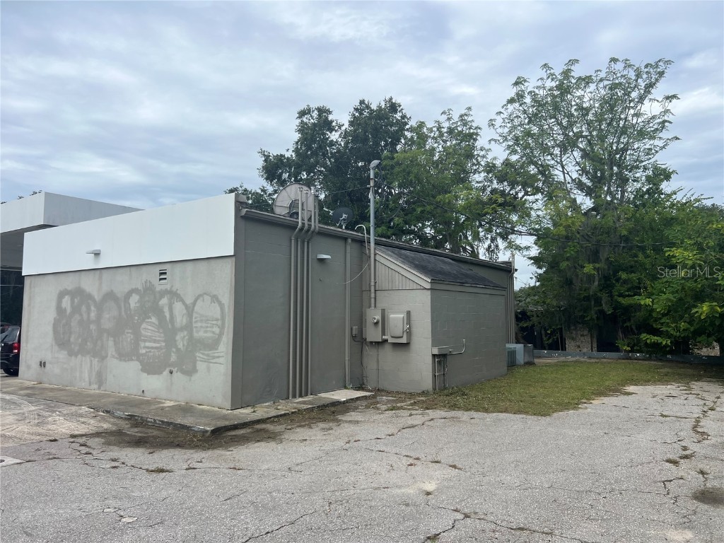 1327 E Silver Springs Boulevard Ocala FL 34470 O6361647 image8