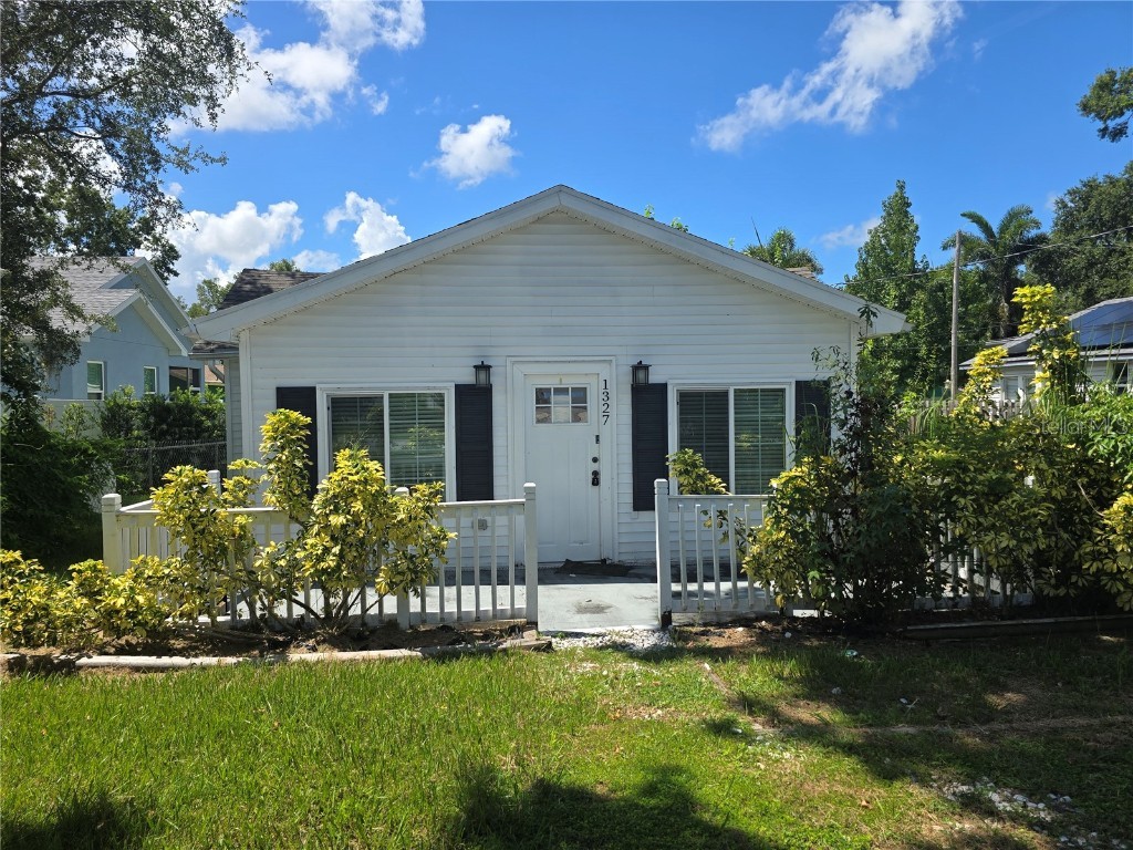 1327 Georgia Avenue Dunedin FL 34698 TB8412762 image1