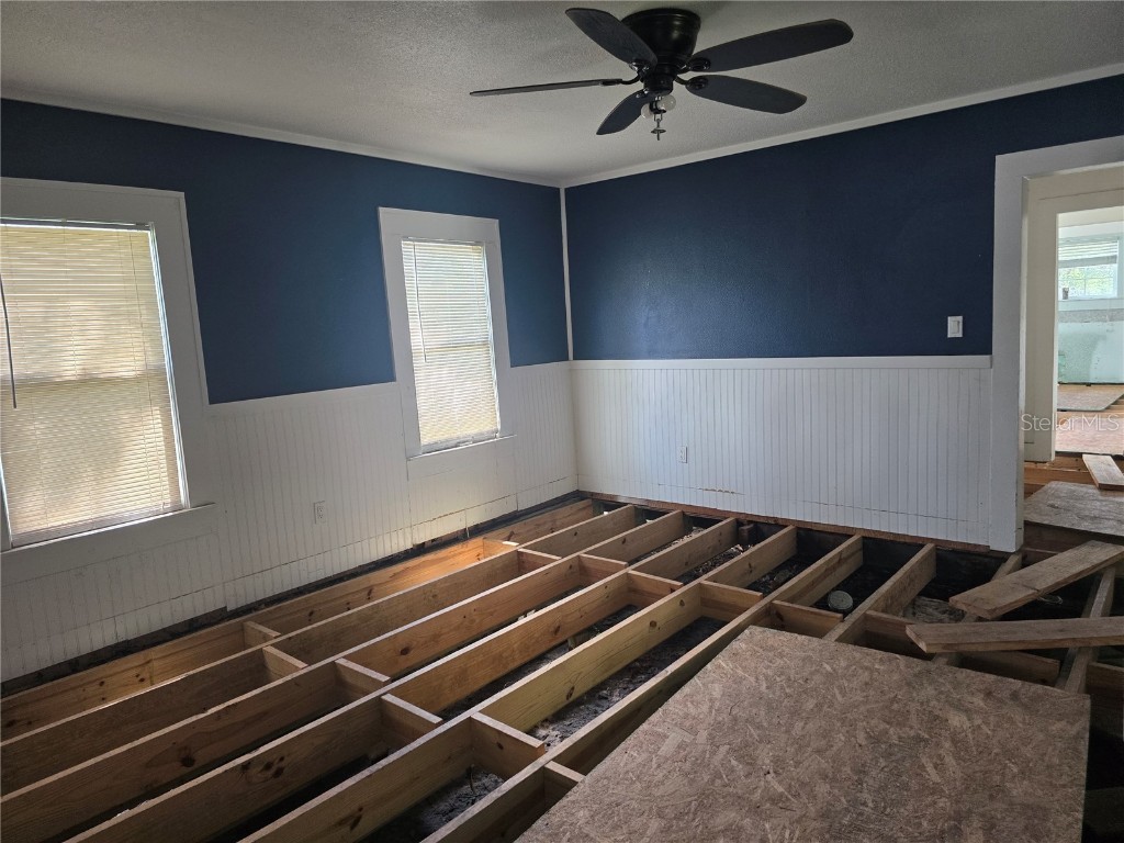 1327 Georgia Avenue Dunedin FL 34698 TB8412762 image6