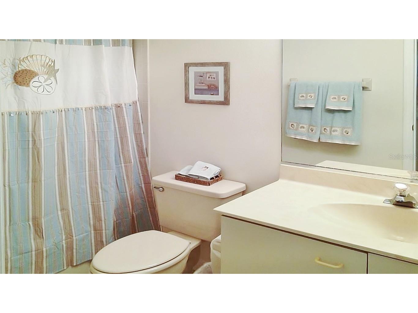 1327 Siesta Bayside Drive #1327-C Sarasota FL 34242 A4589569 image11