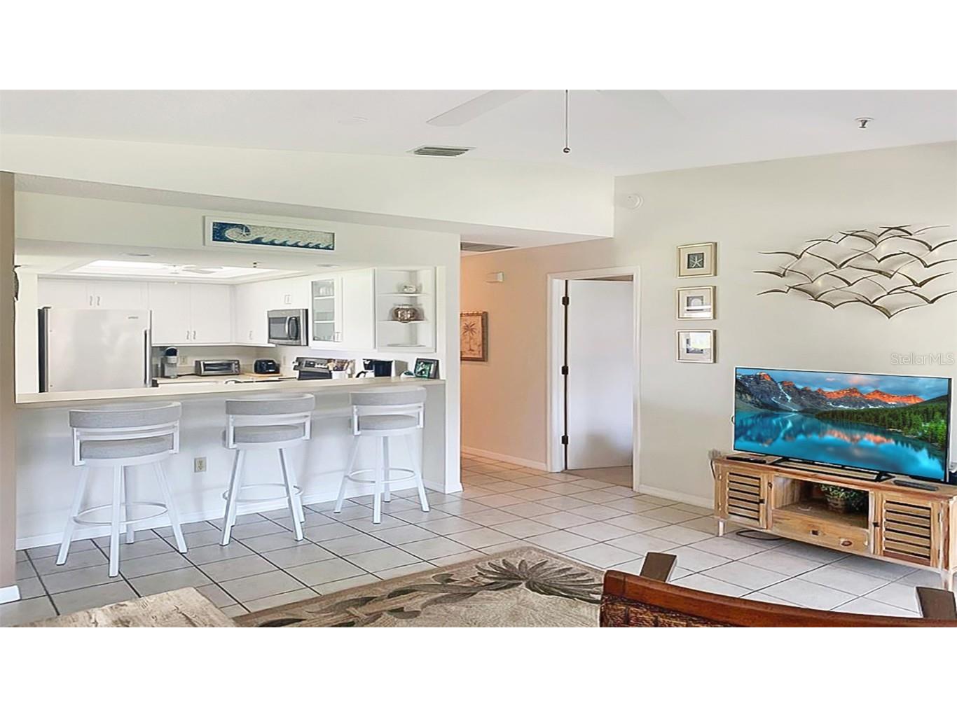 1327 Siesta Bayside Drive #1327-C Sarasota FL 34242 A4589569 image4