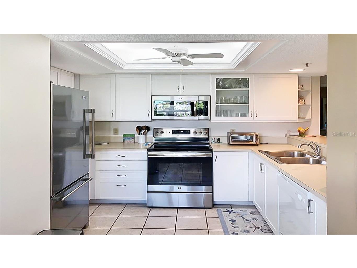 1327 Siesta Bayside Drive #1327-C Sarasota FL 34242 A4589569 image5