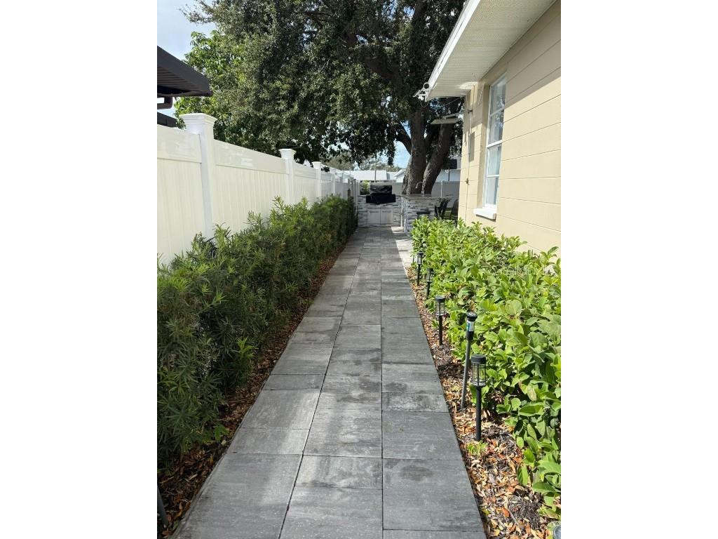 13272 Helm Street Largo FL 33774 O6359827 image19