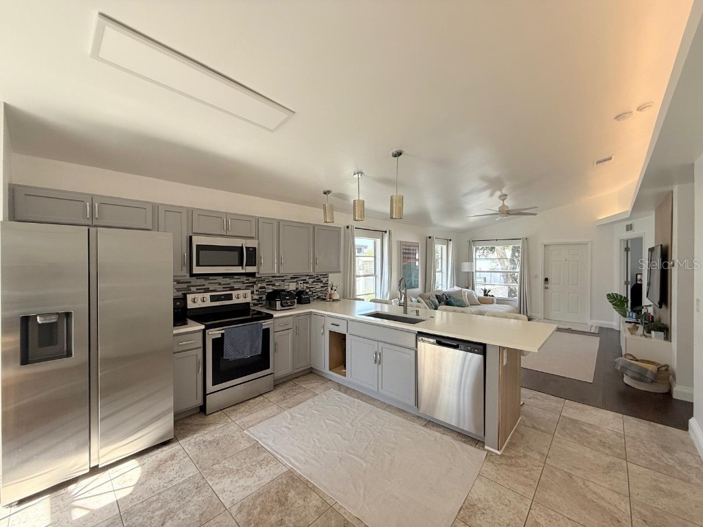 13272 Helm Street Largo FL 33774 O6359827 image3