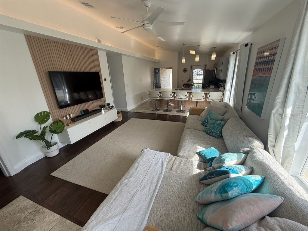 13272 Helm Street Largo FL 33774 O6359827 image5