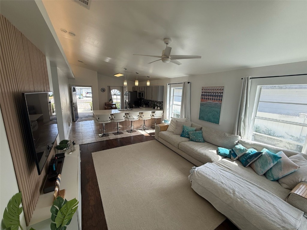 13272 Helm Street Largo FL 33774 O6359827 image6