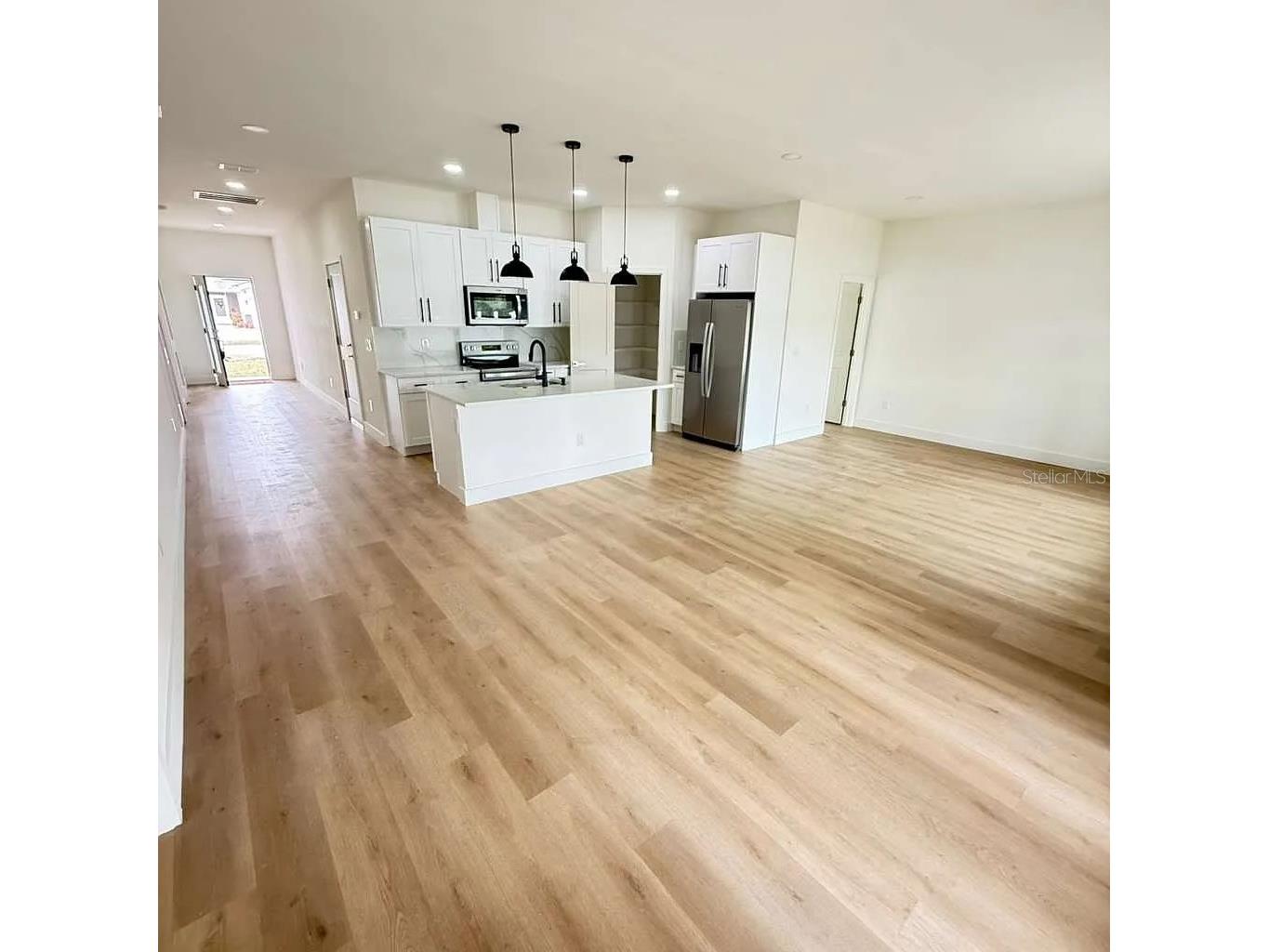 13277 Center Avenue Largo FL 33773 TB8501648 image3
