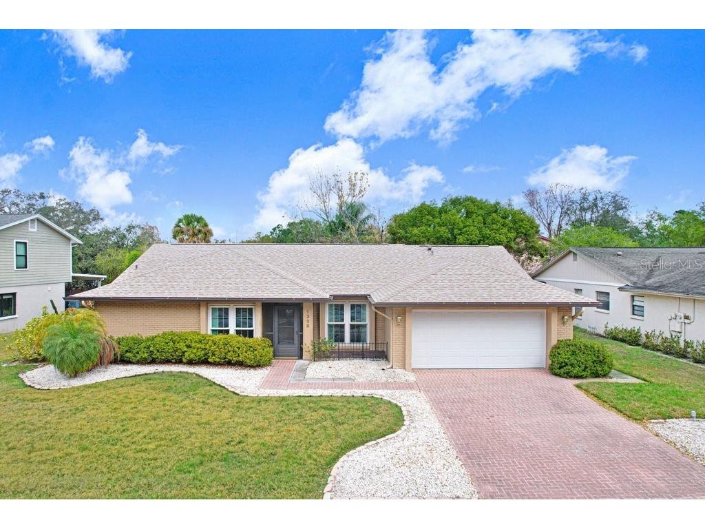 1328 Corner Oaks Drive Brandon FL 33510 TB8469271 image1