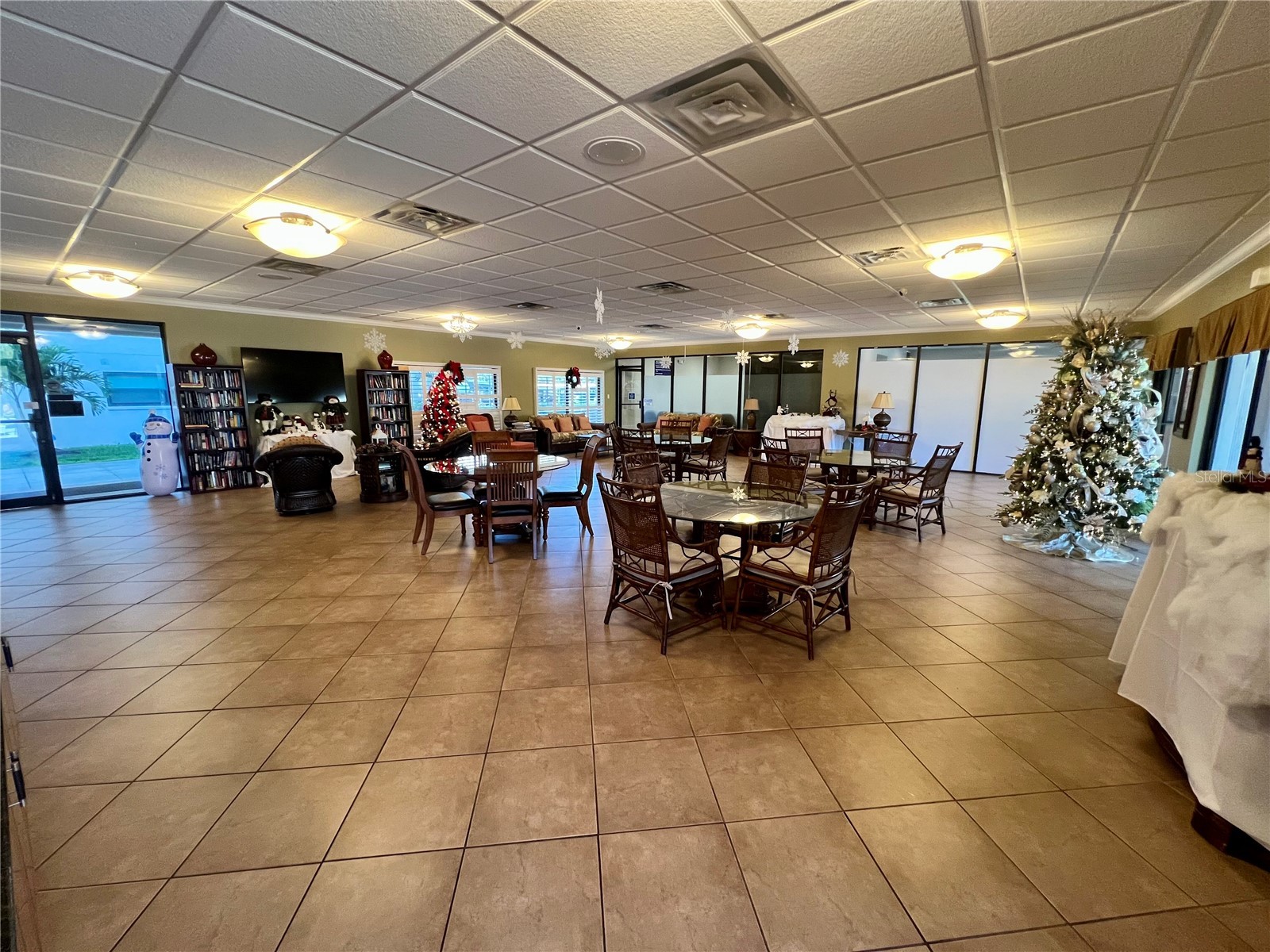 1328 Pasadena Avenue S #308 South Pasadena FL 33707 TB8456278 image40