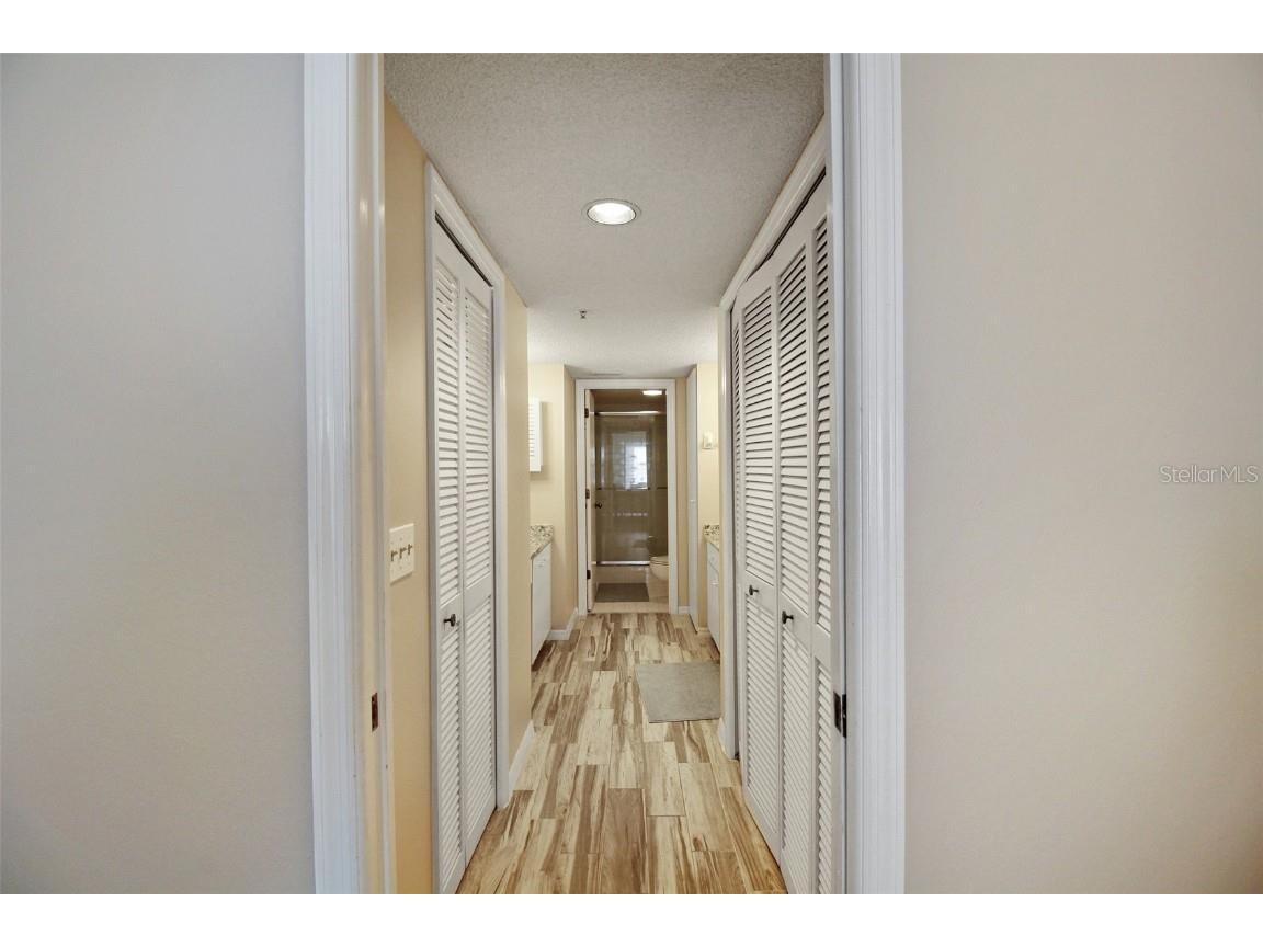 1328 Siesta Bayside Drive #1328-C Sarasota FL 34242 A4593766 image20