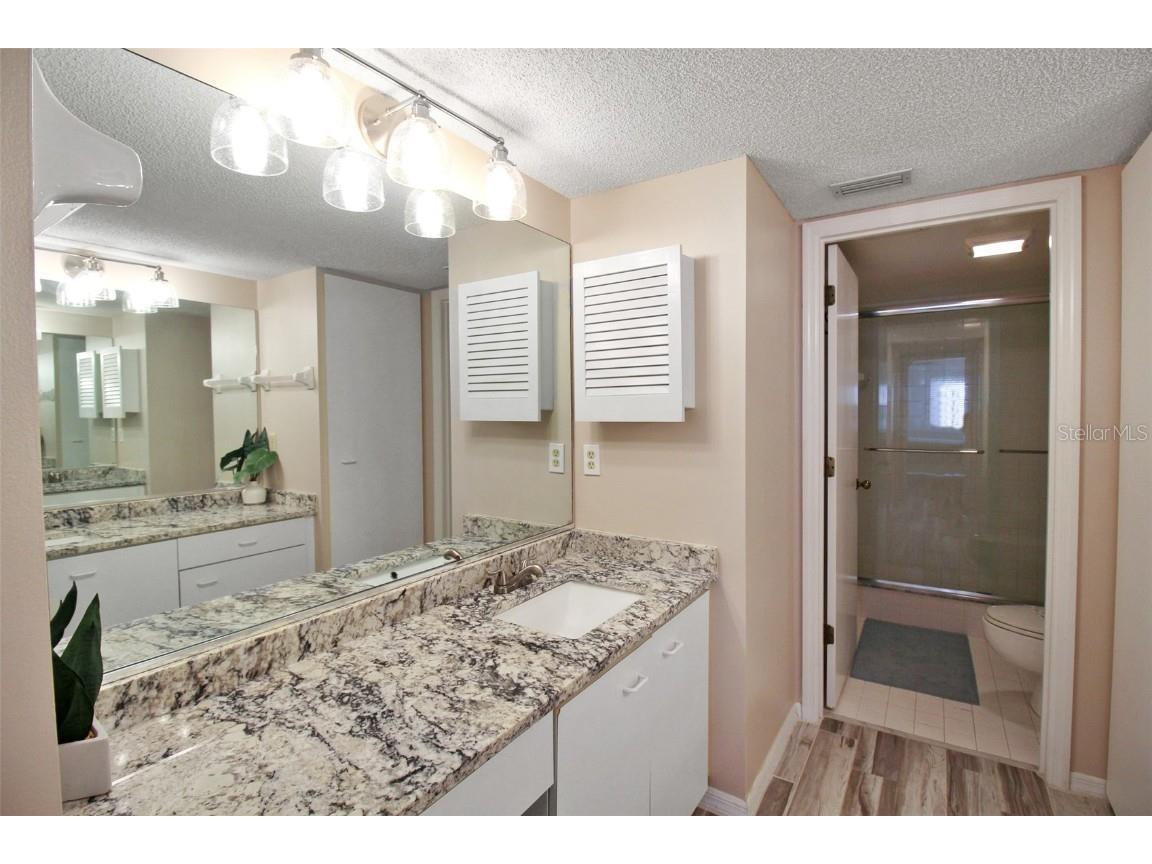 1328 Siesta Bayside Drive #1328-C Sarasota FL 34242 A4593766 image21