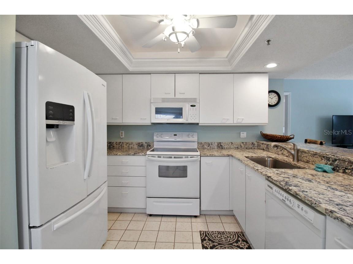 1328 Siesta Bayside Drive #1328-C Sarasota FL 34242 A4593766 image7