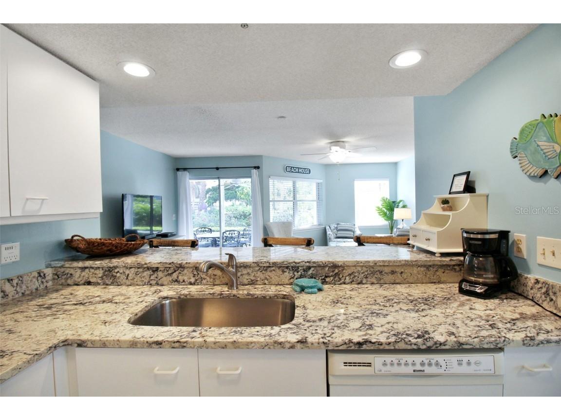 1328 Siesta Bayside Drive #1328-C Sarasota FL 34242 A4593766 image8
