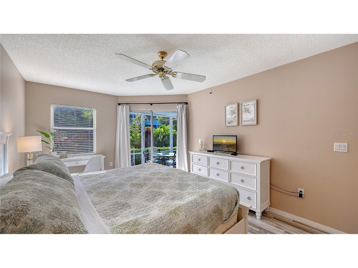 1328 Siesta Bayside Drive #1328C Sarasota FL 34242 A4672183 image17