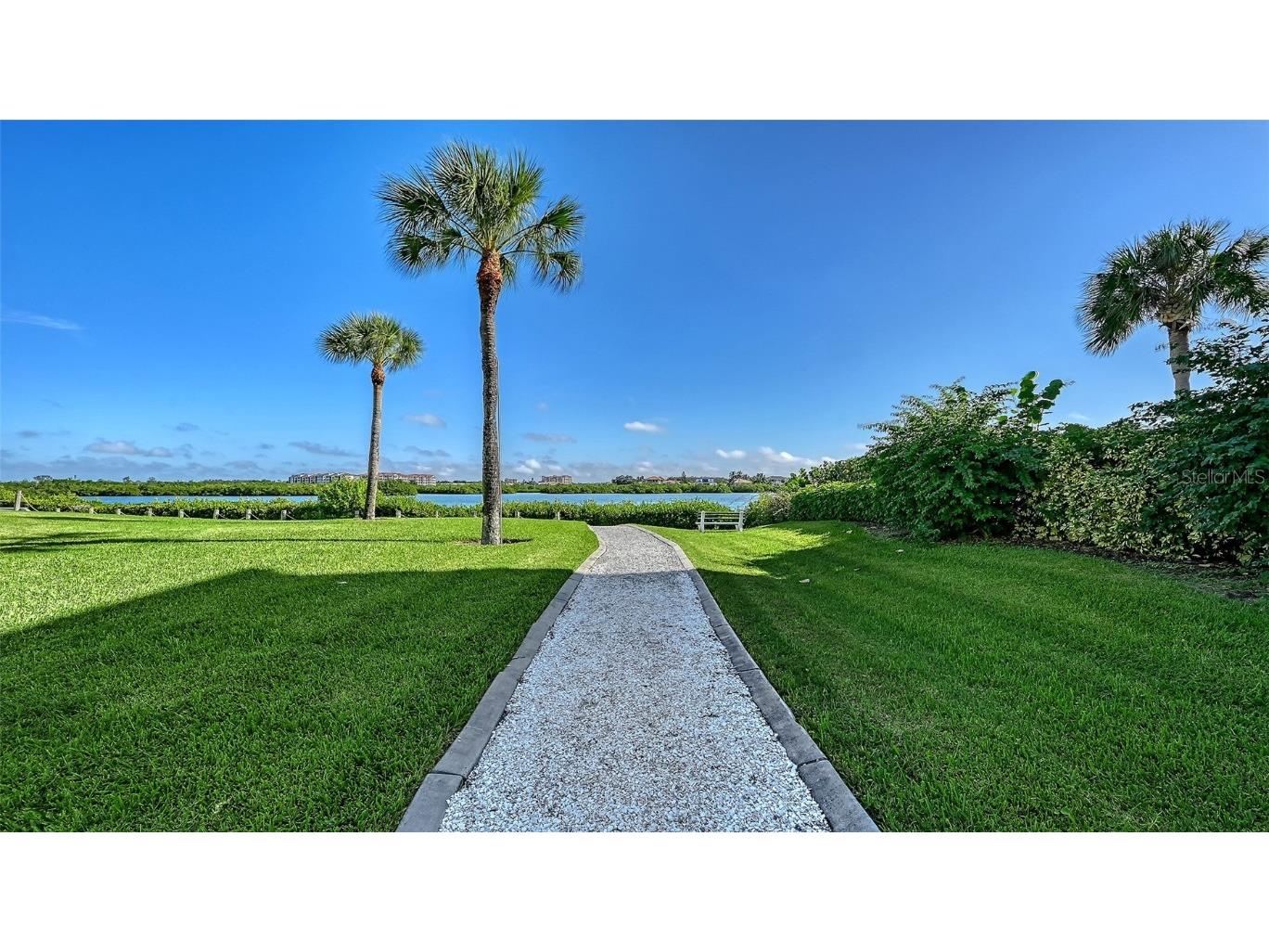 1328 Siesta Bayside Drive #1328C Sarasota FL 34242 A4672183 image27