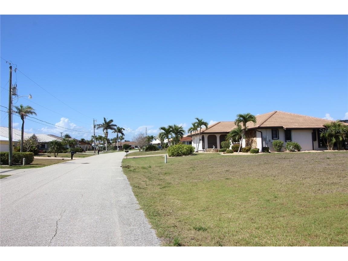 1328 Via Milanese Punta Gorda FL 33950 C7507758 image11