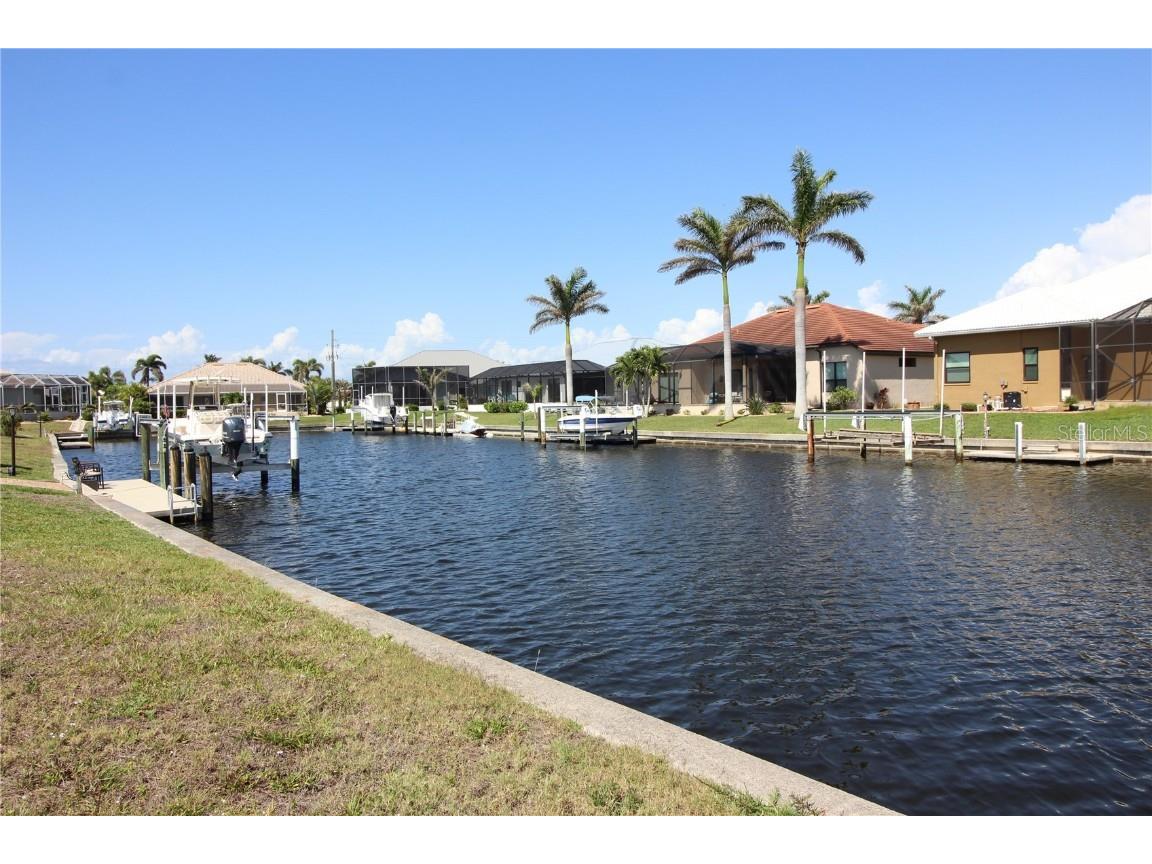 1328 Via Milanese Punta Gorda FL 33950 C7507758 image3