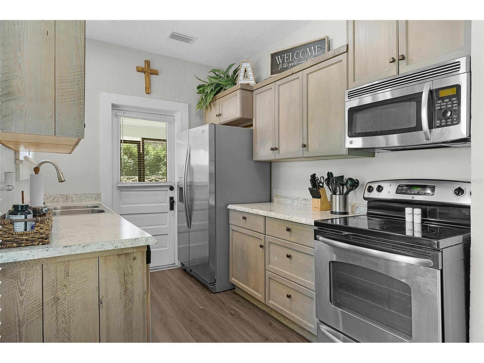 13281 SE 122nd Place Ocklawaha FL 32179 OM727698 image39