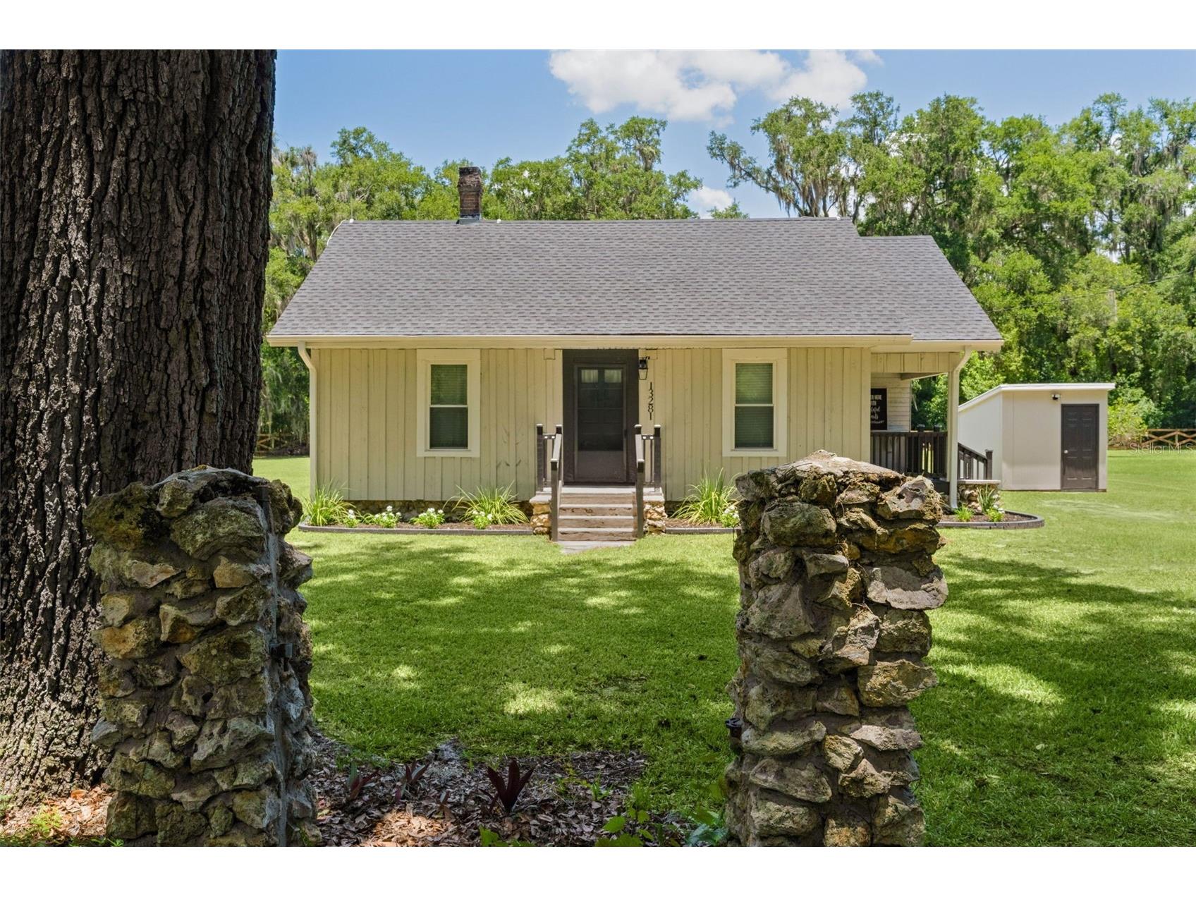 13281 SE 122nd Place Ocklawaha FL 32179 OM727698 image6
