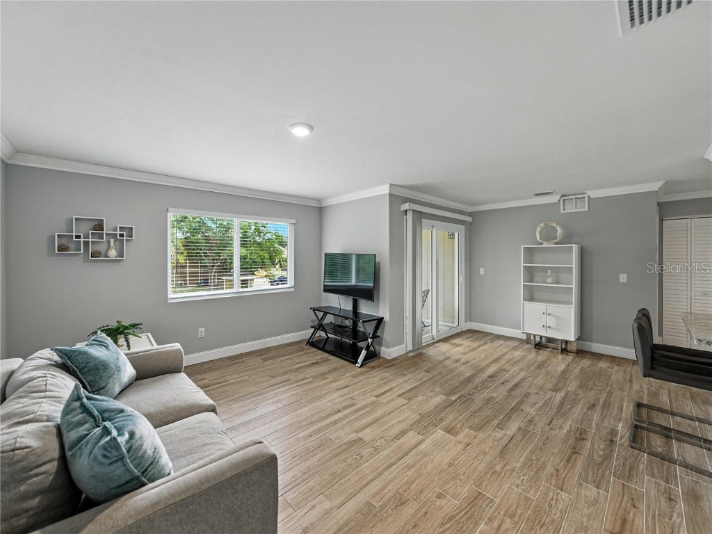 13285 Arbor Pointe Circle #202 Tampa FL 33617 TB8398794 image5