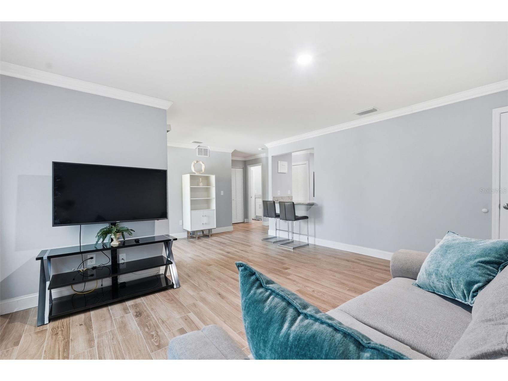 13285 Arbor Pointe Circle #202 Tampa FL 33617 TB8487175 image23