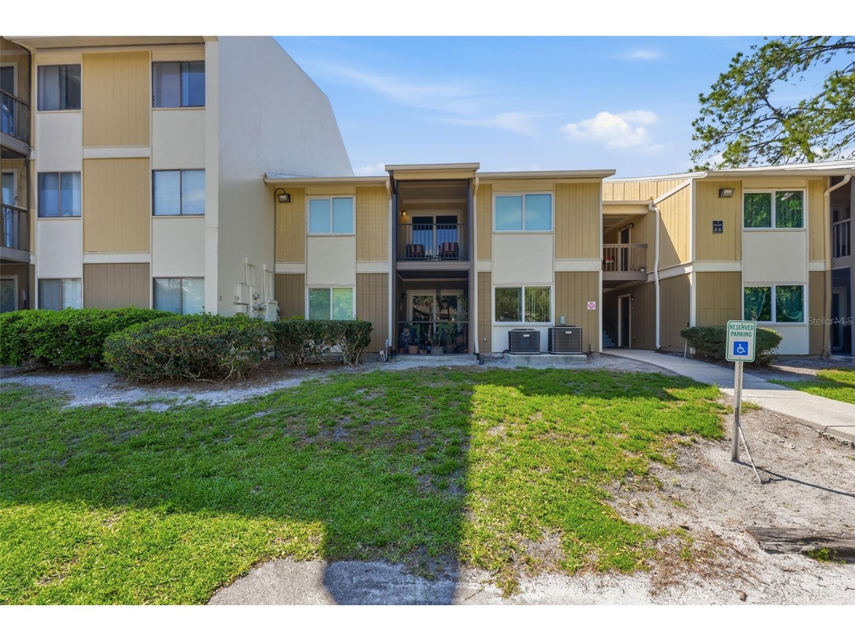 13285 Arbor Pointe Circle #202 Tampa FL 33617 TB8487175 image29