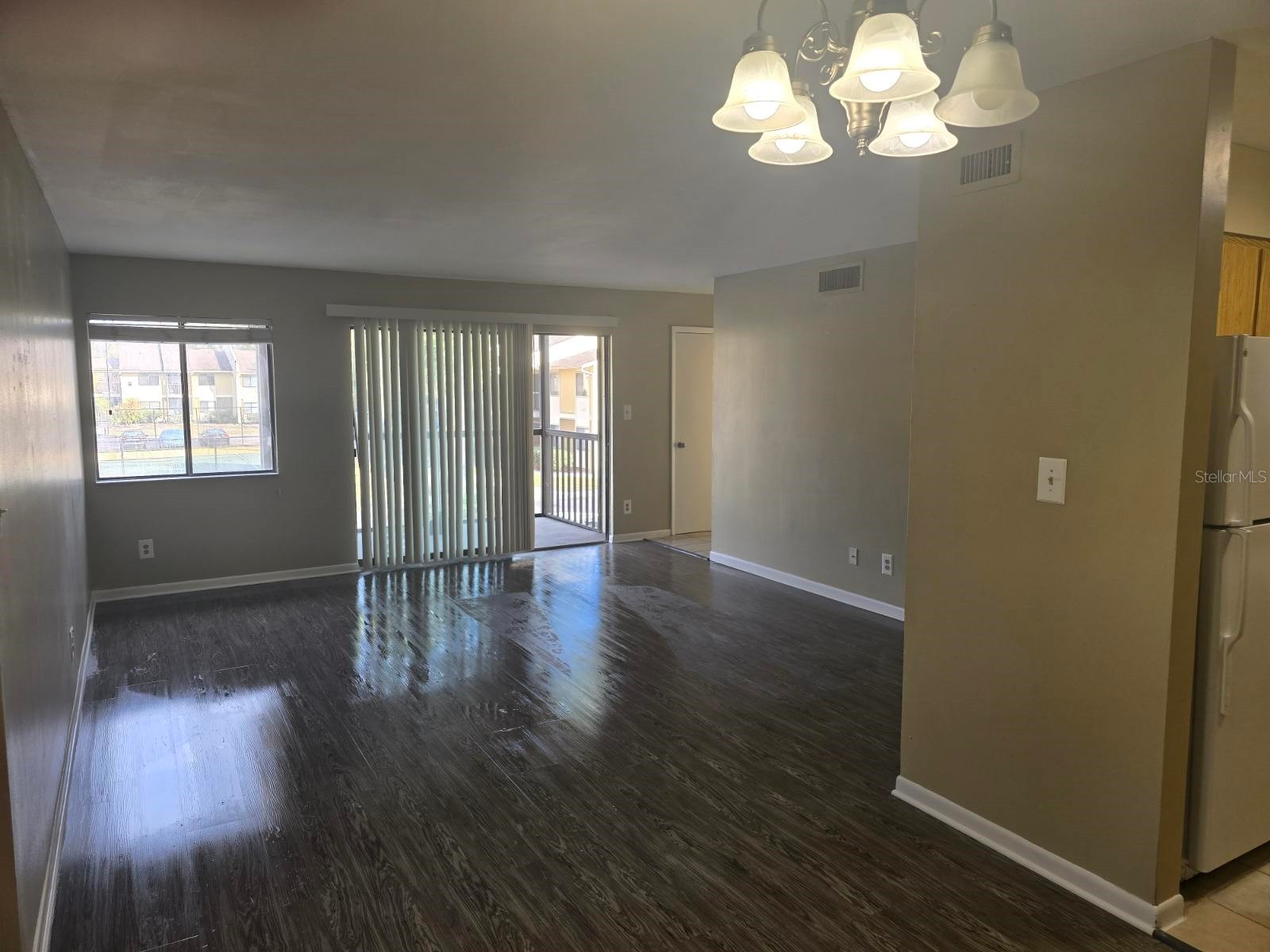 13289 Arbor Pointe Circle #201 Tampa FL 33617 TB8476445 image2