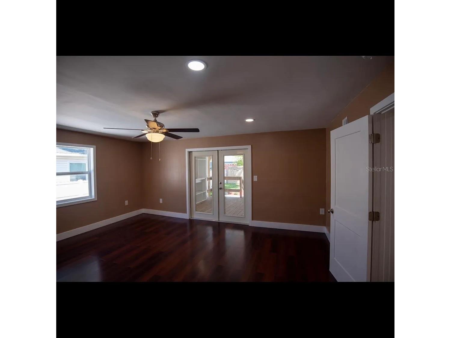 1329 34th Avenue N Saint Petersburg FL 33704 TB8519473 image13