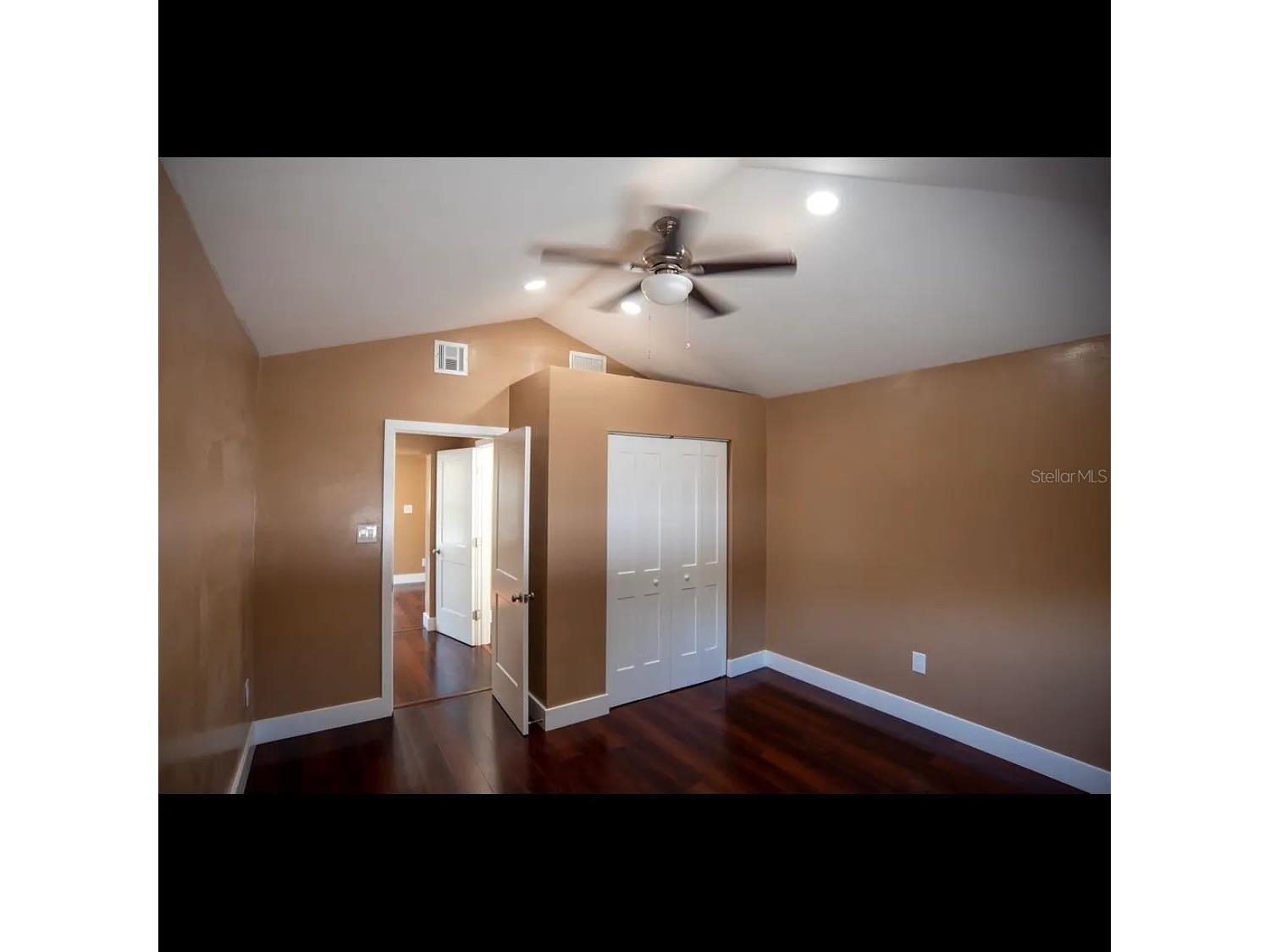 1329 34th Avenue N Saint Petersburg FL 33704 TB8519473 image8