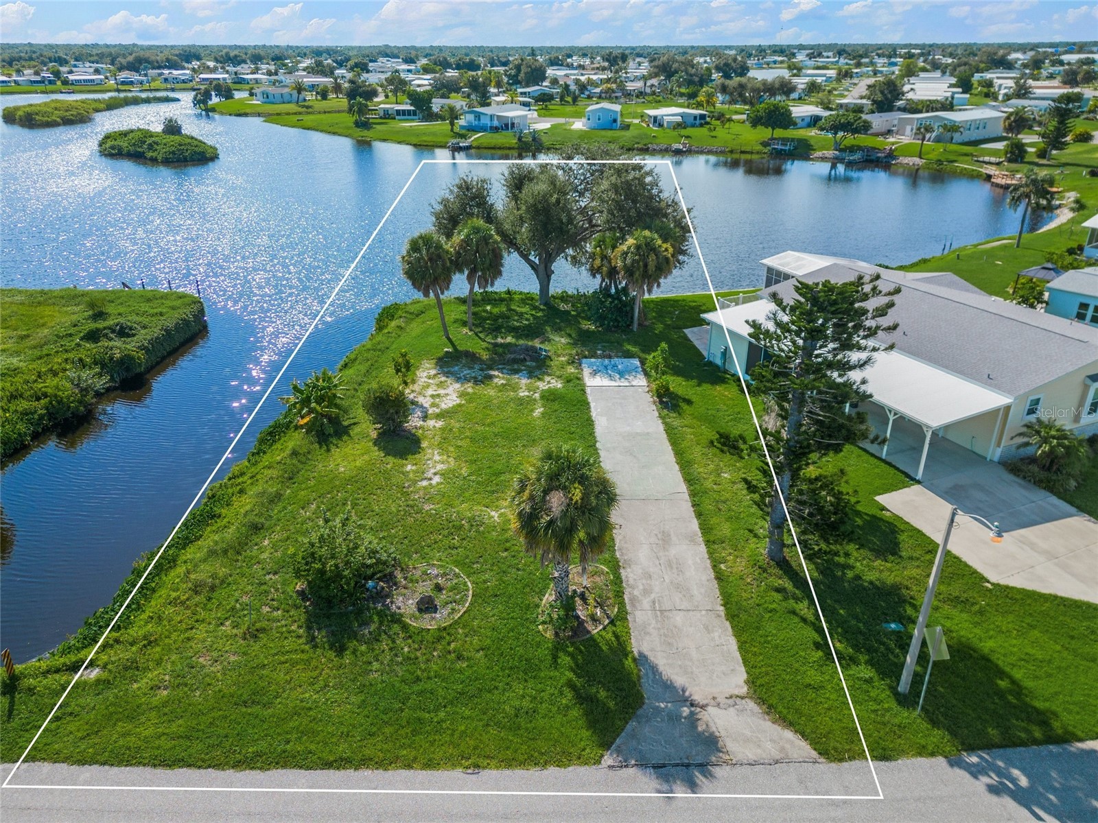 1329 Blue Heron Drive Englewood FL 34224 - CASEY POND N6134202 image1