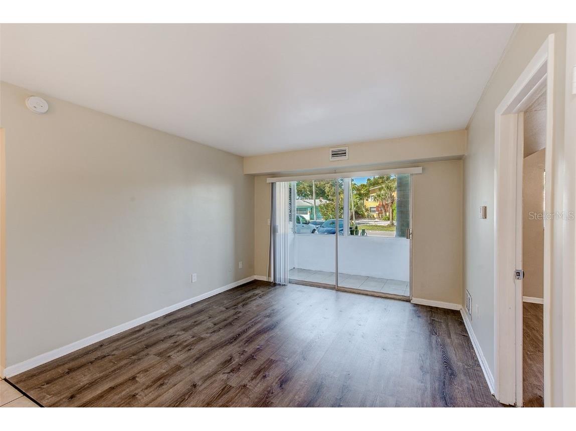 1329 Drew Street #4 Clearwater FL 33755 TB8428467 image4