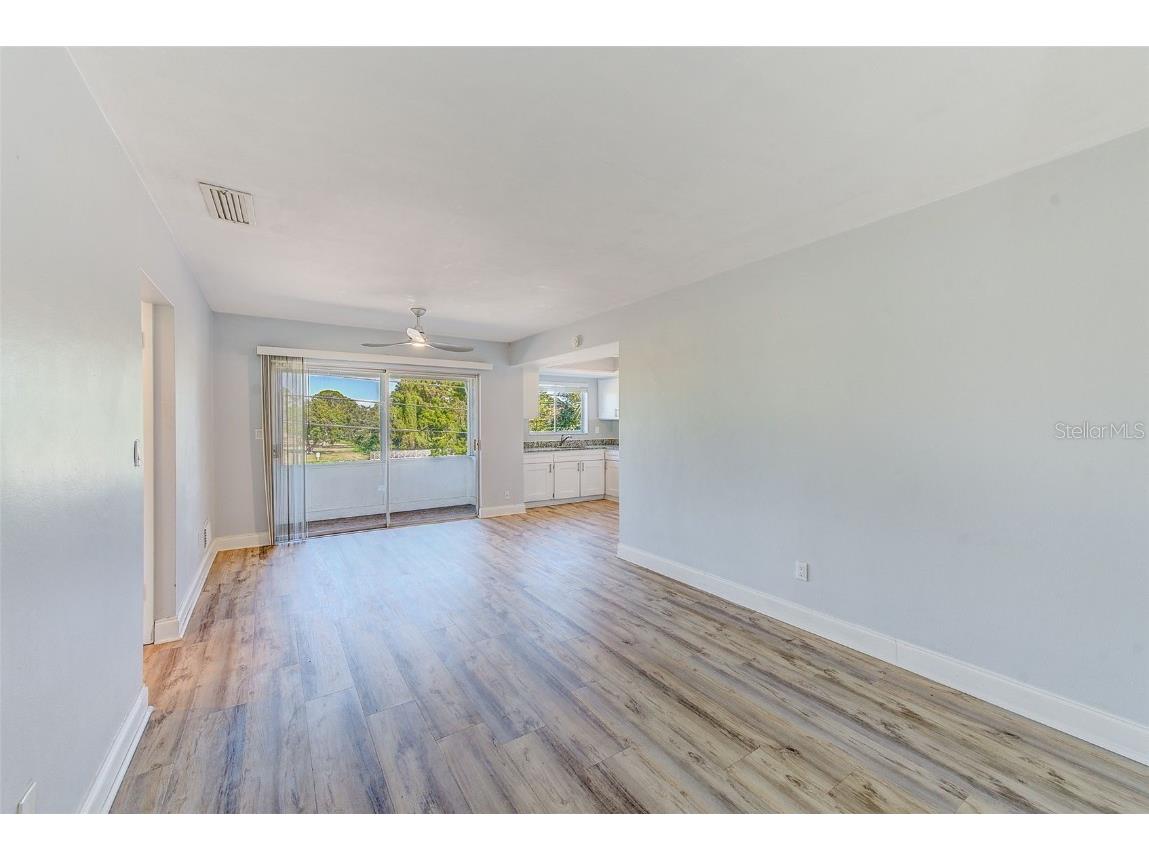 1329 Drew Street #9 Clearwater FL 33755 TB8437516 image4