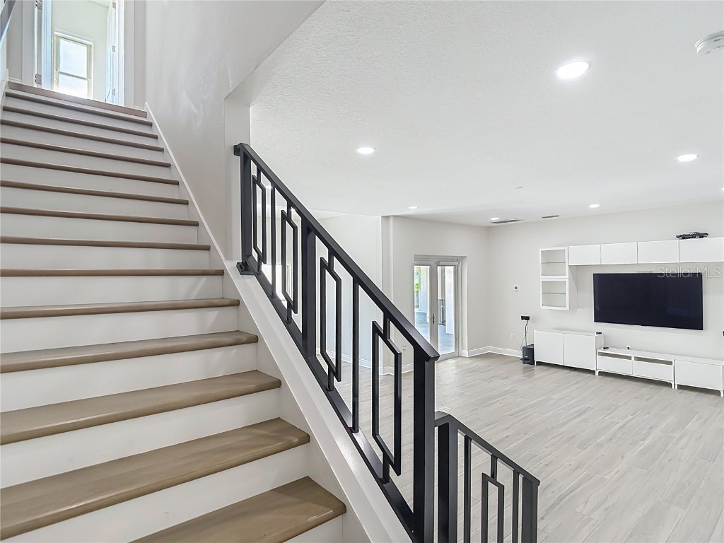 1329 Jumana Loop Apollo Beach FL 33572 O6324823 image34