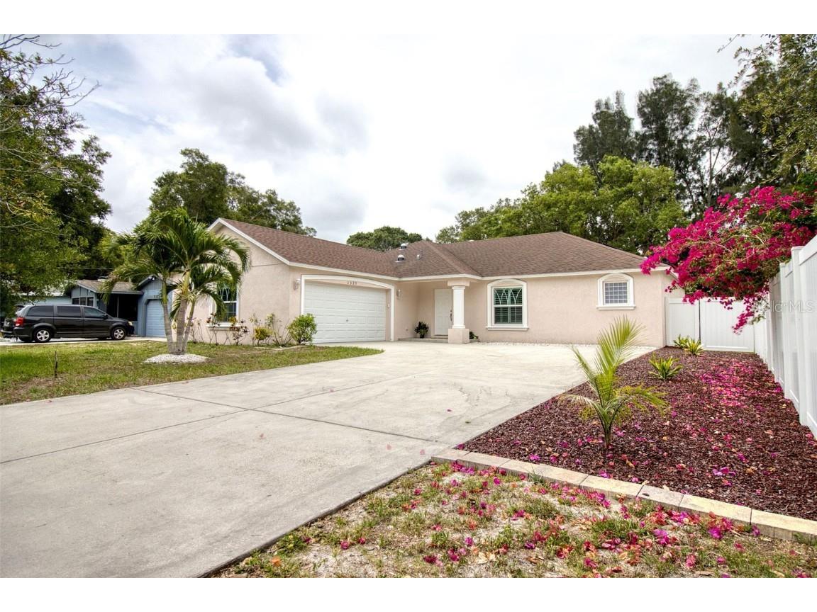 1329 Pine Avenue NW Largo FL 33770 T3453503 image1