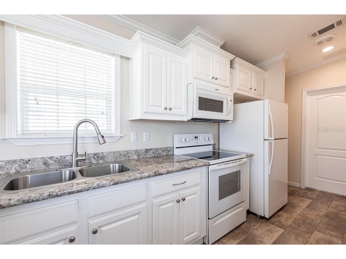 1329 Trout Punta Gorda FL 33950 C7507606 image10